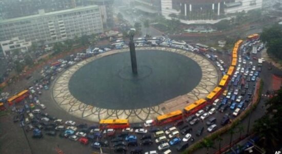 Ilus bukan memindahkan ibu kota negara