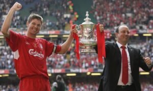 cc29a740-71f9-11ec-8cbb-ff4ae5c635c2AVFCcoUk Steven Gerrard dan Piala FA (Foto AVFC.co.uk.)