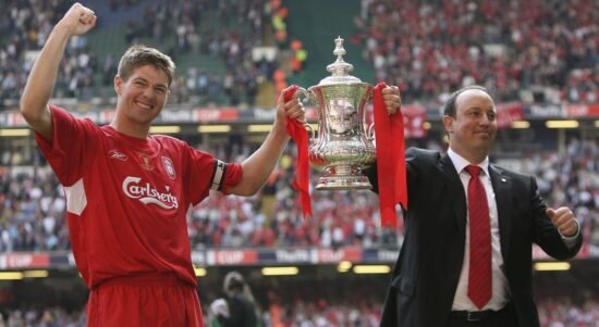 cc29a740-71f9-11ec-8cbb-ff4ae5c635c2AVFCcoUk Steven Gerrard dan Piala FA (Foto AVFC.co.uk.)