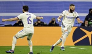 Karim Benzema, pencetak hattrick ke gawang PSG (Foto UEFA.com).
