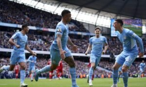 manchester-city-vs-liverpool-4_169APphotoJonSuper Selebrasi skuad Manchester City (AP Photo/Jon Super).