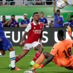 skysports-gabriel-jesus-arsenal_5843980 Thiago Silva tidak mampu mencegah Gabriel Jesus mencetakgol perdana Arsenal ke gawang Chelsea (Foto Skysports).