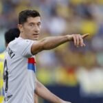 Lewandowski saat Cadiz-vs-Barcelon Foto REUTERS/Marcelo Del Pozo
