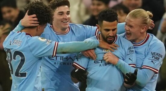 Man City berselebrasi gol kemenangan Foto Skysports Man-City-berselebrasi-gol-kemenangan-Foto-Skysports