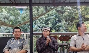 Sharing Pengalaman dari Ustadz Muh. Zaein Nadib / tengah (Sumber: Dokpri)