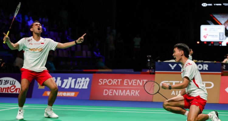 (Pasangan dadakan Fajar Alfian/Nikolaus Joaquin Dok: bwfthomasubercups.bwfbadminton.com)