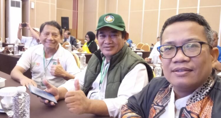 3 Kader PKB Dr. Raiders S Marpaung, M.M (kiri), Stevanus Bura, S.Th (tengah), Labuhan Sitorus (kanan) Peserta Kegiatan Utusan PKB (Sumber: Dokpri)