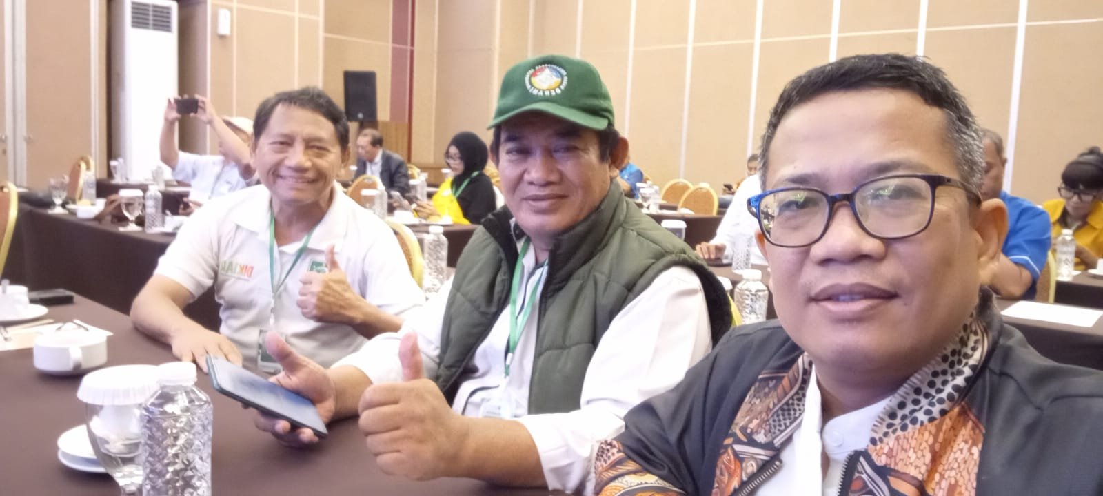 Dr. Raiders S Marpaung, M.M (kiri), Stevanus Bura, S.Th (tengah), Labuhan Sitorus (kanan) Peserta Kegiatan Utusan PKB (Sumber: Dokpri)