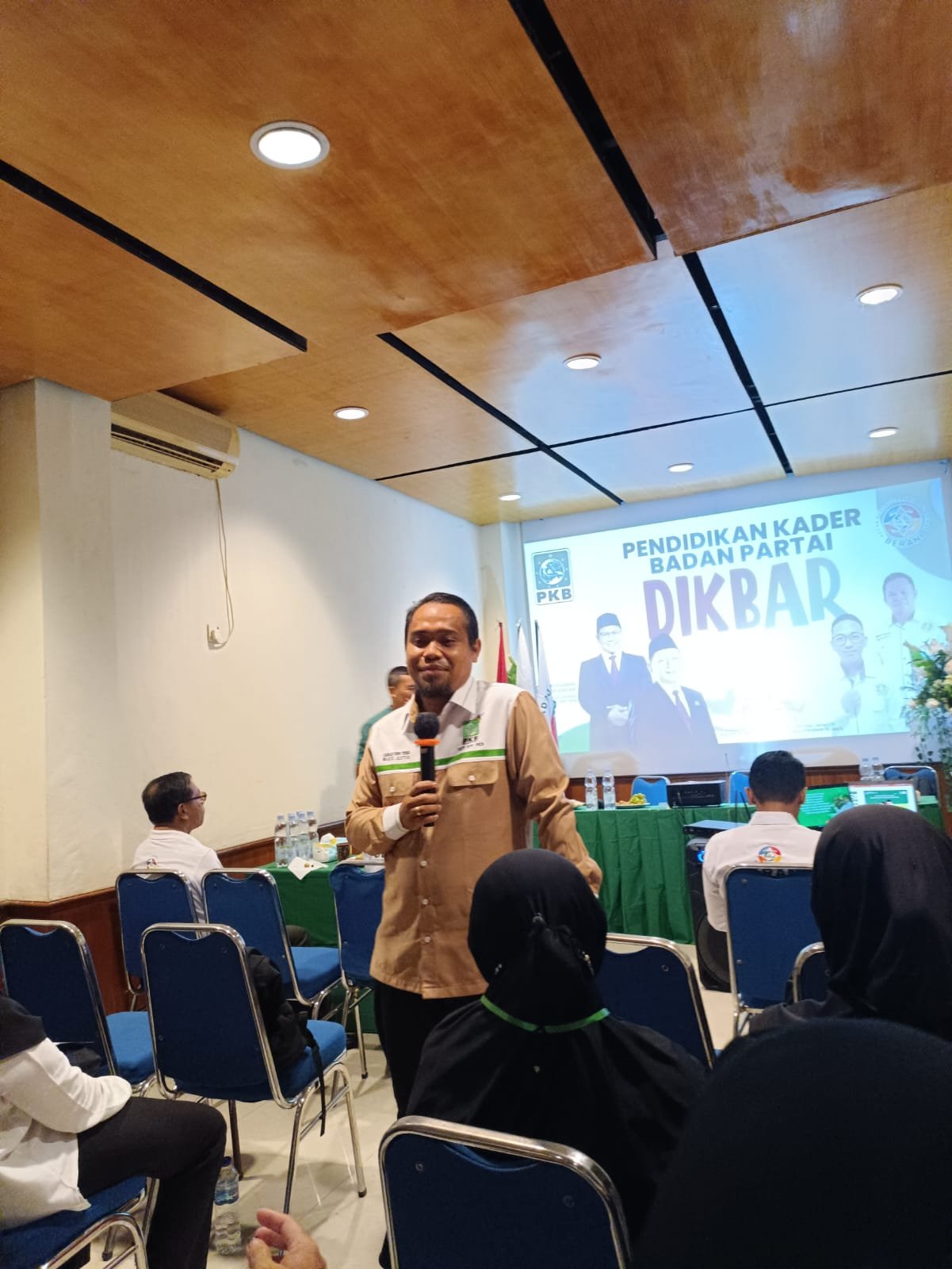 Materi keempat “Role Model Kepemimpinan Gus Muhaimin Iskandar”